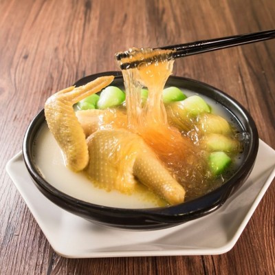 濃湯素翅滑雞煲 - 荃灣分店