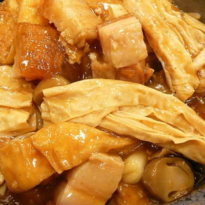 枝竹豆腐火腩煲 - 荃灣分店