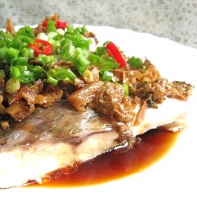 梅菜蒸鯇魚腩 - 荃灣分店