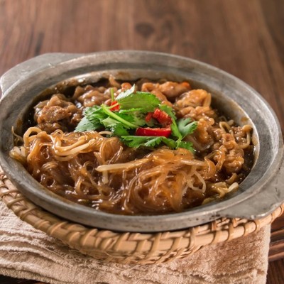 沙嗲金菇肥牛煲 - 荃灣分店